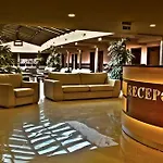 Diament Spodek Otel 3*
