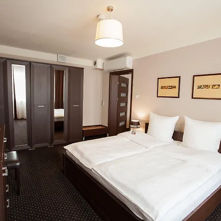 Diament Spodek Hotell