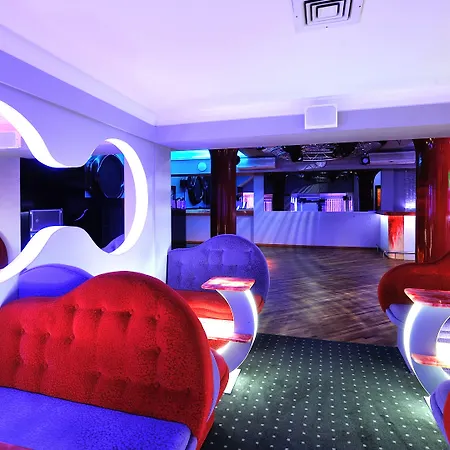 Diament Spodek Hotel