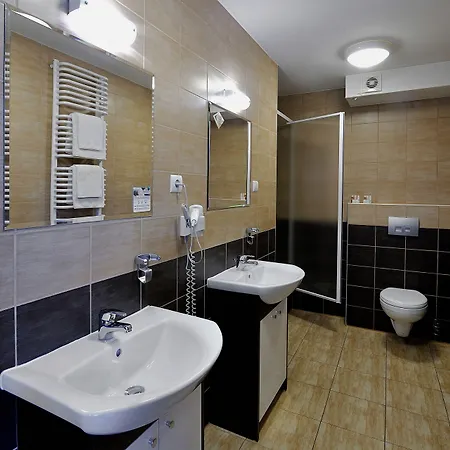 Hotell Diament Spodek Katowice